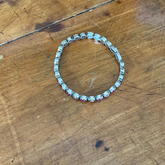 Rustic Cuff GsilvTone Angeline Tennis Bracelet W/ Amethyst Shades of Crystals 7" - Picture 5 of 8